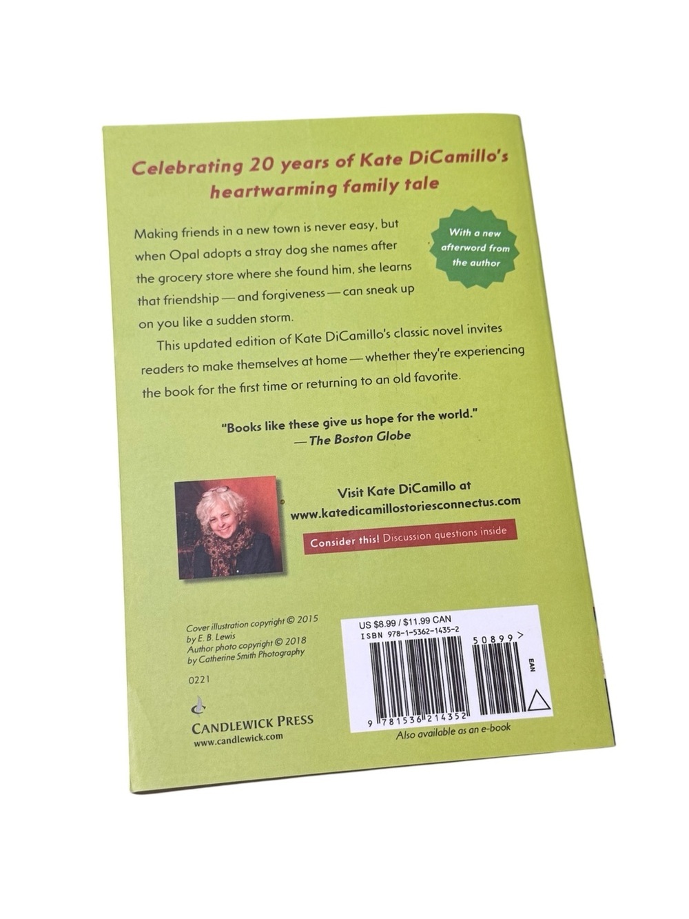 Because of Winn-Dixie - paperback, Kate DiCamillo like new - Picture 2 of 2
